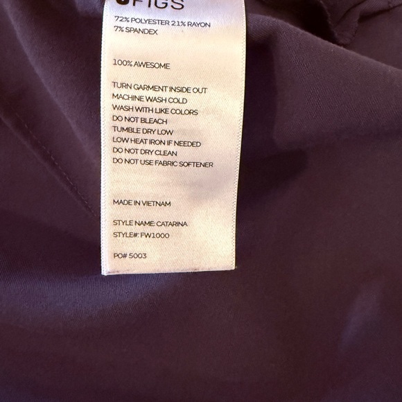 Figs Charcoal Scrub Top - MP - Picture 6 of 8